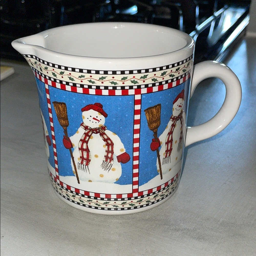 Sakura stoneware snowman creamer